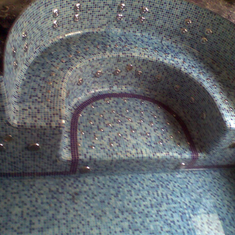 Jacuzzi In Mosaic Finish